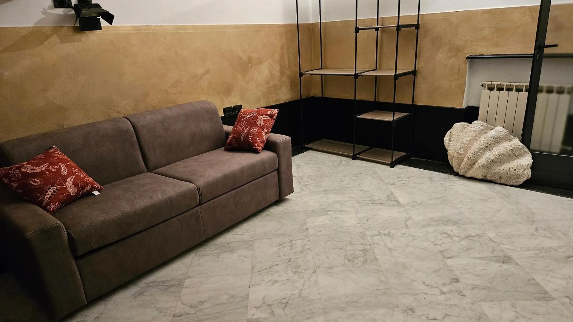Affittacamere Hotel Casa Regis - Free Parking Genova